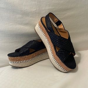 Zara trafaluc open toe wedge sandals